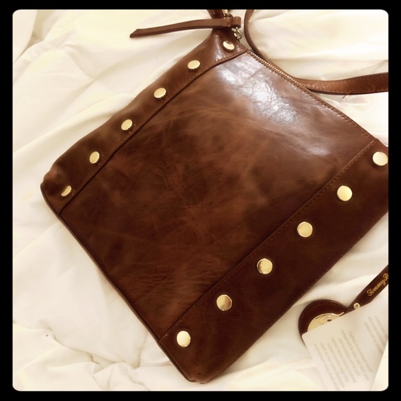 Tommy Bahama Handbags - Final Sale! Tommy Bahama Leather Crossbody
